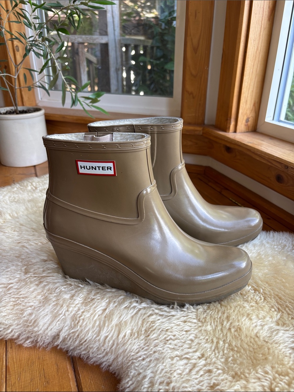 Vintage Hunter Aston Platform Ankle Booties